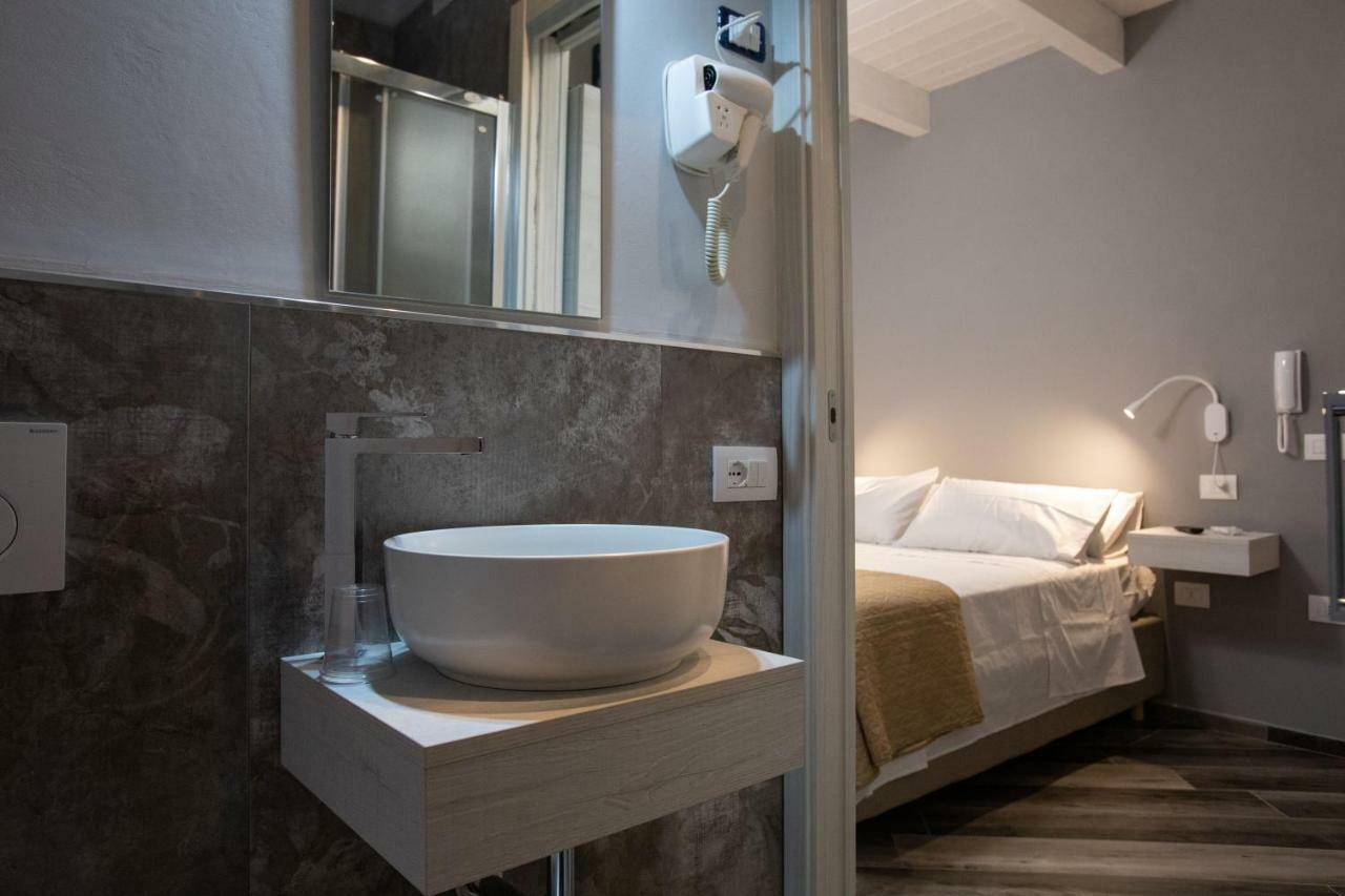 Al 54 Accommodation San Benedetto del Tronto Exterior foto