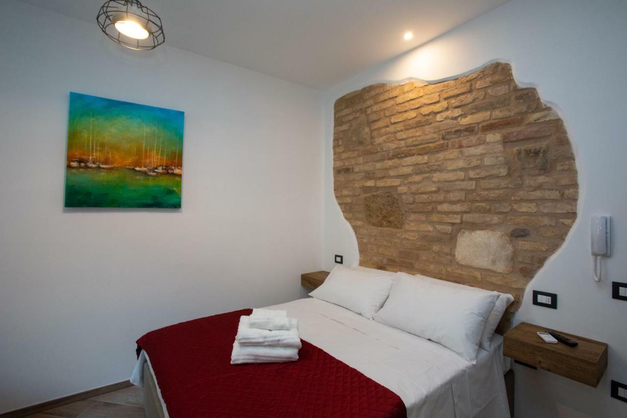 Al 54 Accommodation San Benedetto del Tronto Exterior foto