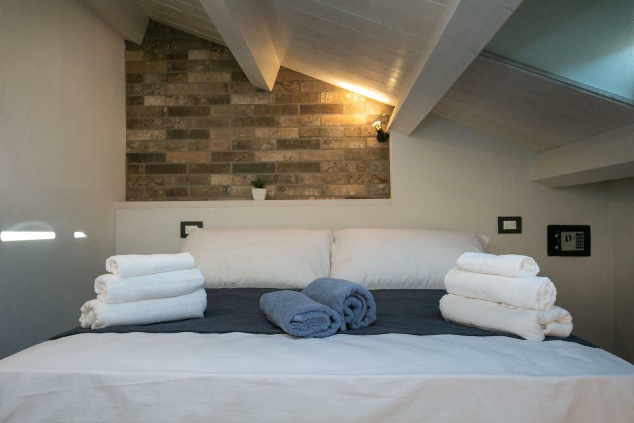 Al 54 Accommodation San Benedetto del Tronto Exterior foto