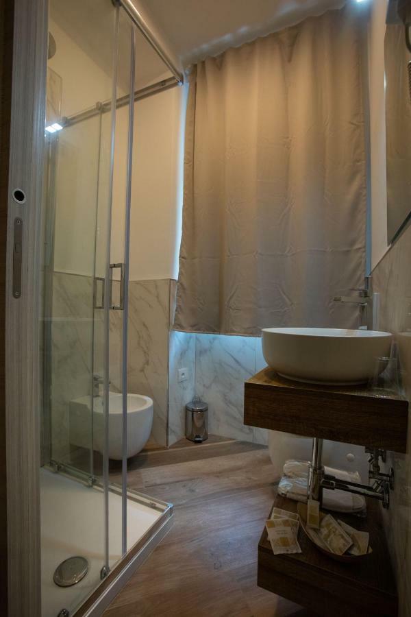Al 54 Accommodation San Benedetto del Tronto Exterior foto