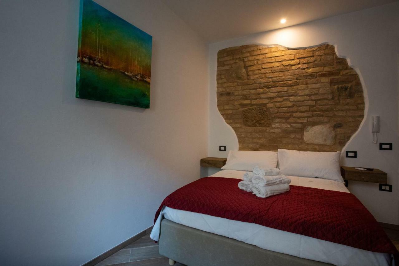 Al 54 Accommodation San Benedetto del Tronto Exterior foto